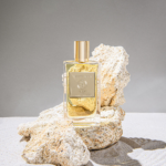 ⁦ميزانسير عطر تيندر عود - او دو برفيوم⁩ - الصورة ⁦2⁩